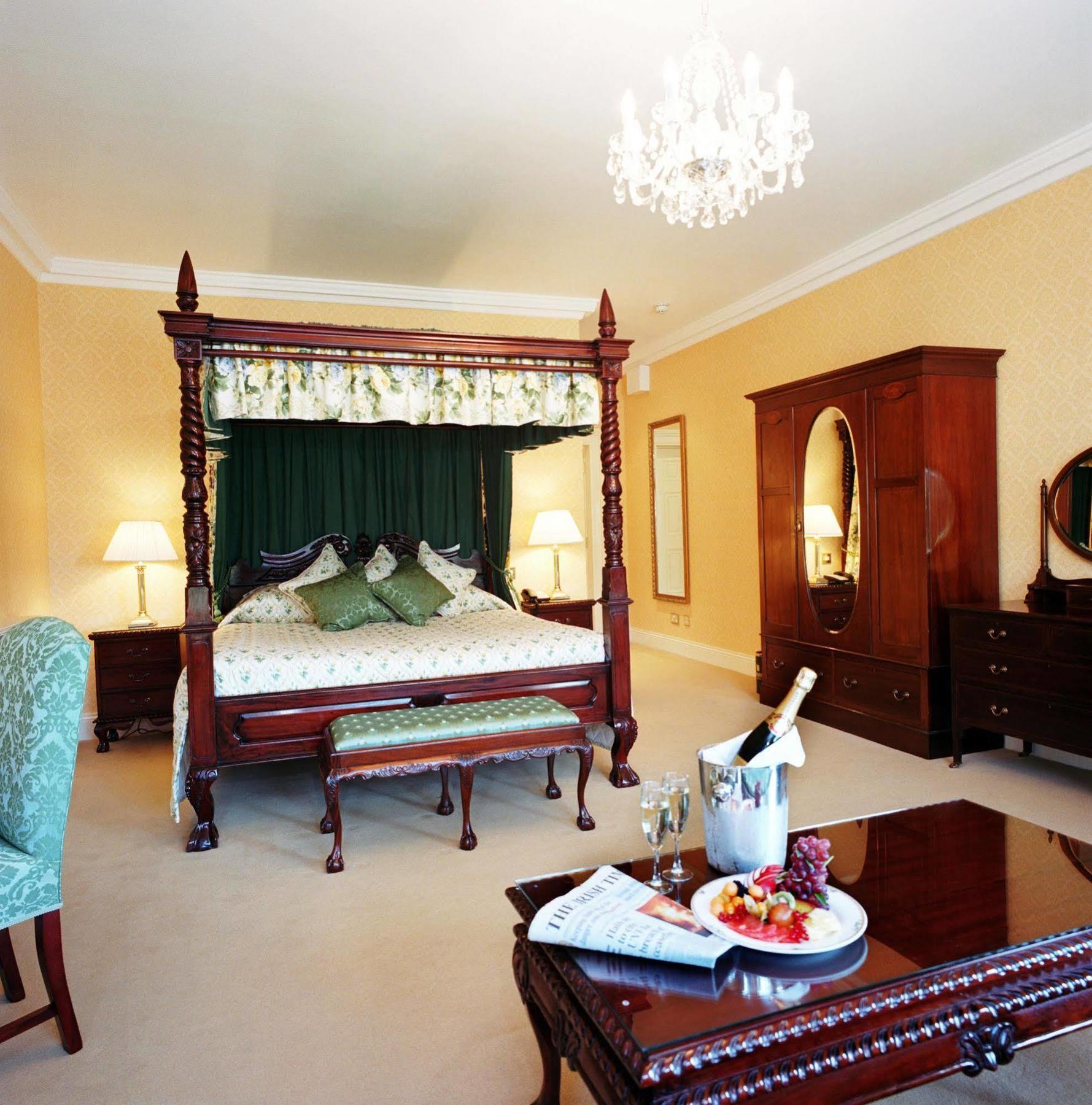 מלון Straffan Barberstown Castle מראה חיצוני תמונה