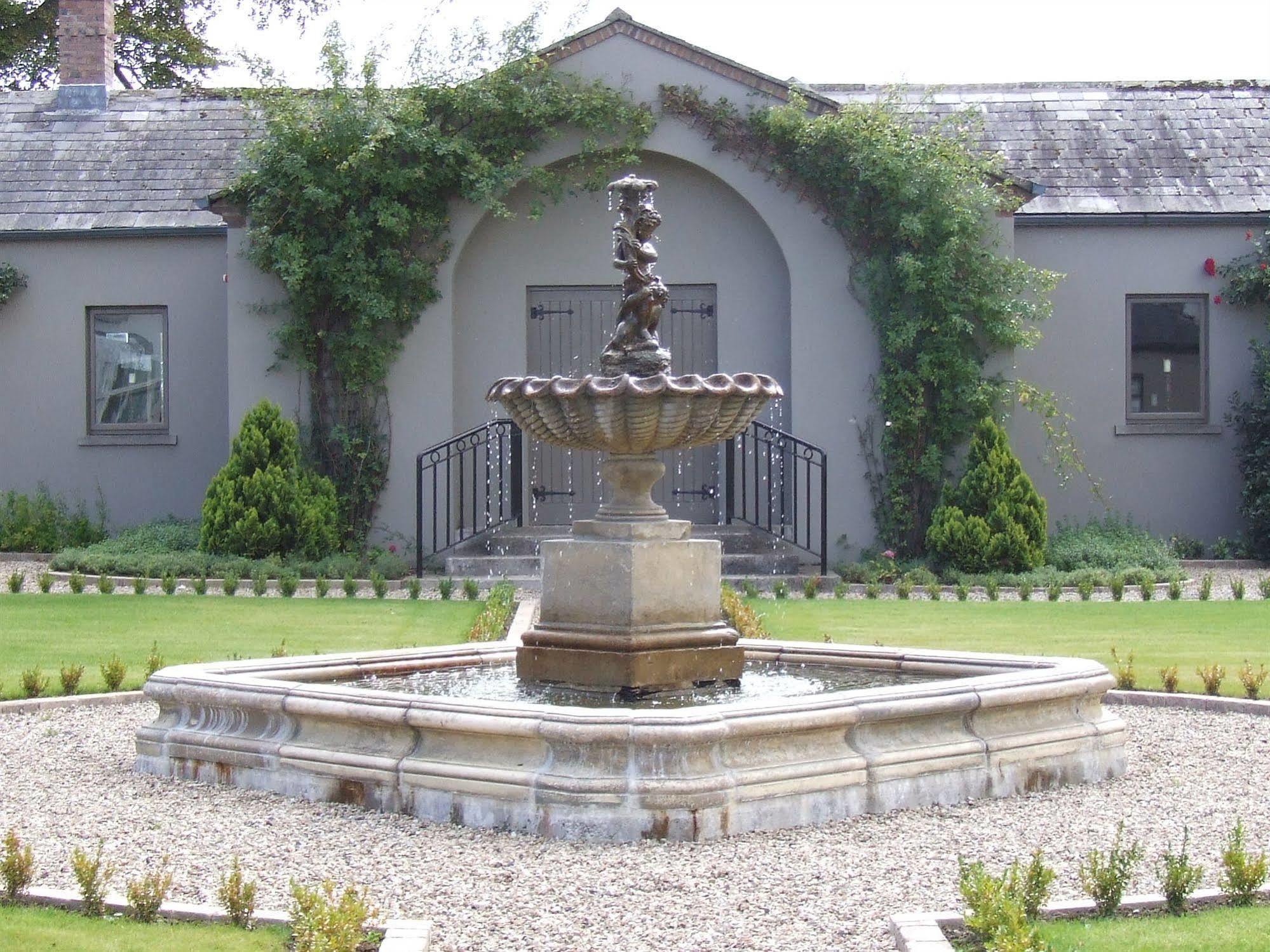 מלון Straffan Barberstown Castle מראה חיצוני תמונה